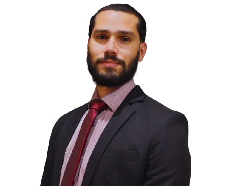 Raúl Alfaro, Contador Público Autorizado